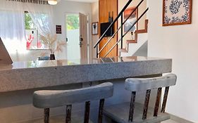Casa Maresia BLU - próximo à praia de Costa Azul